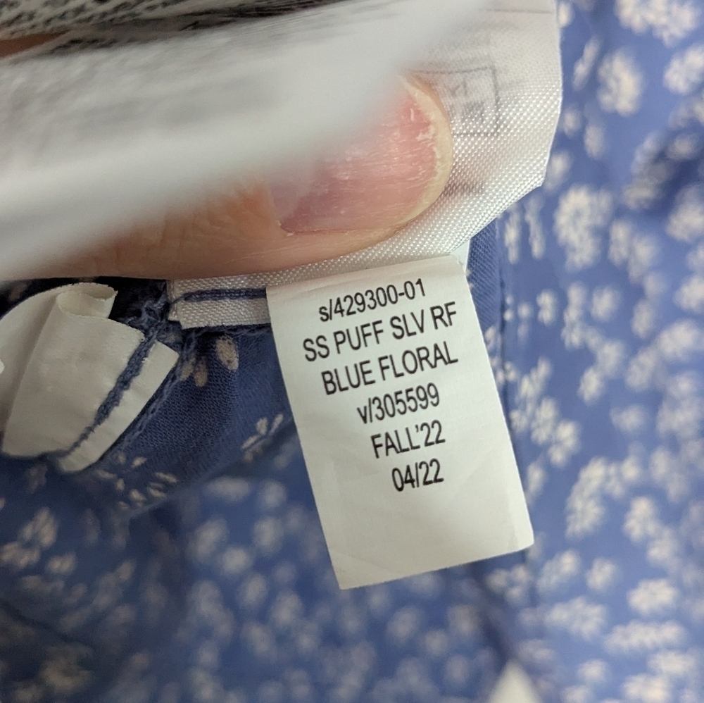 GAP 3/4 Puff Sleeve Floral Shirt - Size M - blue ivory floral - Picture 6 of 7
